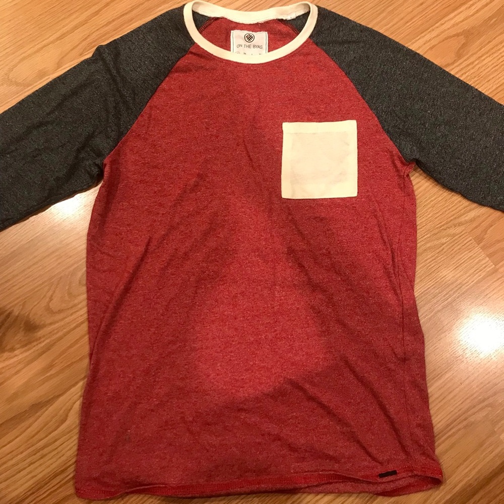 Half sleeve shirt